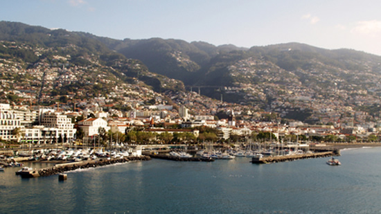 Funchal (フンシャル) への船旅 - ポルトガル - 地中海クルーズ - MSC クルーズ