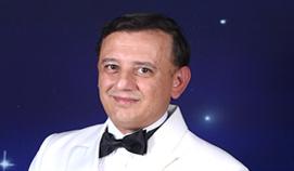 Alessandro Paparo 船長]