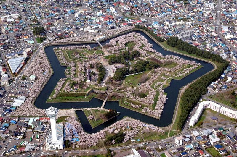 世界でも稀な眺望と新鮮な海の幸