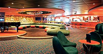 L'Insolito Lounge (リンソーリト・ラウンジ)