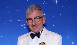 Roberto Leotta 船長]