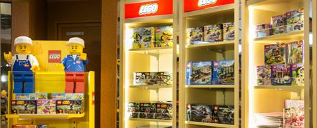 THE LEGO® TOYS SOLD ON BOARD(船内で購入可能なレゴ®製品)